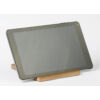 Kép 5/7 - Krea-Wood nyírfából készült tablet tartó állvány, barna színben
