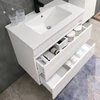 Kép 9/9 - Cube Fürdőszobabútor 80 cm kerámia mosdóval (2 fiókos) tükörrel 60x80 cm magasfényű festett fehér
