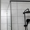 Kép 4/4 - Techno 90 Walk-in zuhanykabin 90x200 cm, fekete profil, víztiszta üveg rácsmintával