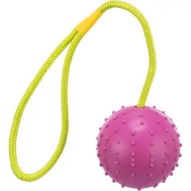 Trixie Ball on a Rope - natúr gumi játék (labda kötéllel) kutyák részére (Ø7/30cm)